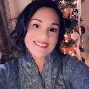 Meet your Posher, Jillian